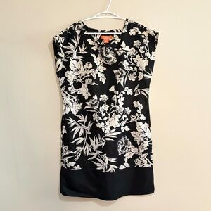 4/$10🎄Vintage Y2K Joe Fresh Black & White Floral Drop Waist Dolman Dress